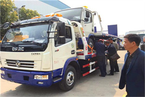 西秀汽车道路救援拖车价格